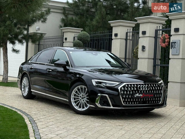 Чорний Ауді A8, об'ємом двигуна 3 л та пробігом 5 тис. км за 116627 $, фото 1 на Automoto.ua
