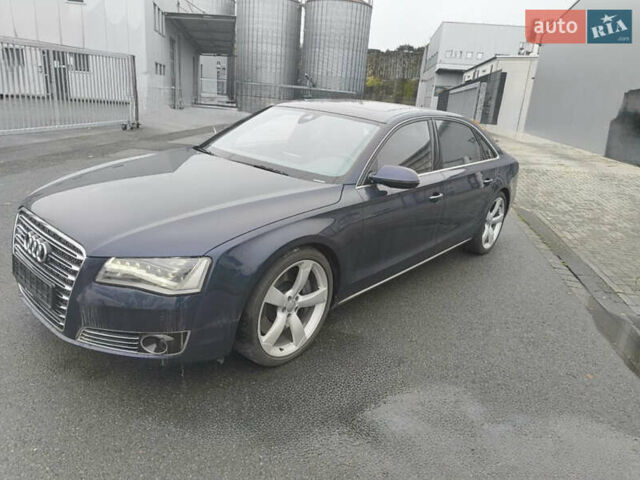 Фиолетовый Ауди А8, объемом двигателя 3 л и пробегом 197 тыс. км за 32000 $, фото 1 на Automoto.ua