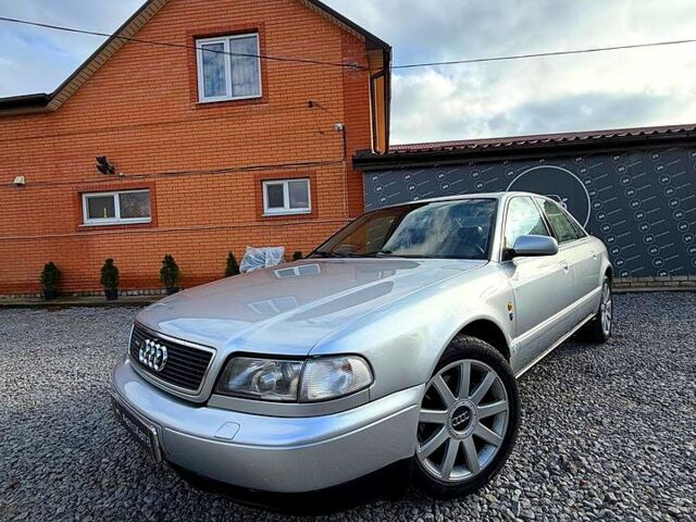 Ауди А8, объемом двигателя 4.2 л и пробегом 300 тыс. км за 4200 $, фото 1 на Automoto.ua