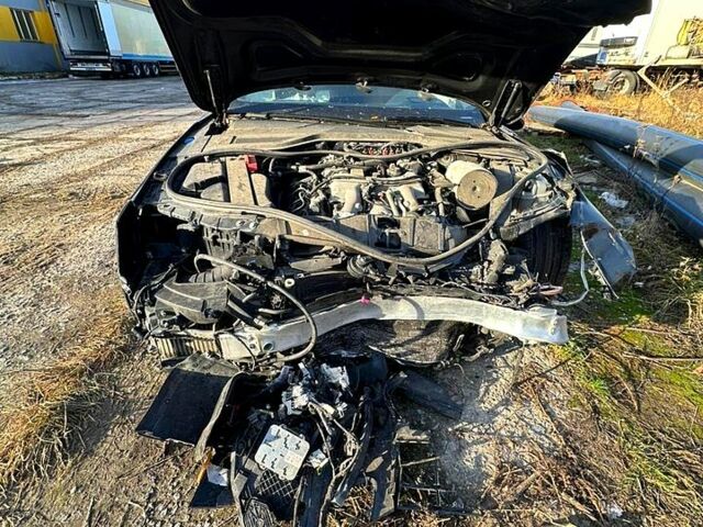 Ауди А8, объемом двигателя 42 л и пробегом 140 тыс. км за 13500 $, фото 1 на Automoto.ua