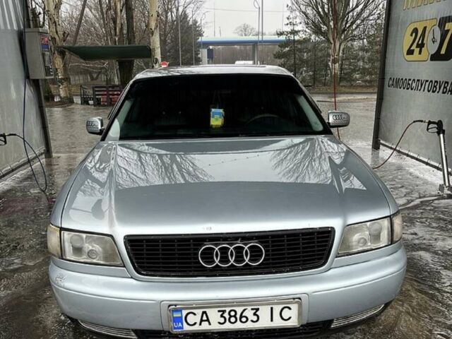 Сірий Ауді A8, об'ємом двигуна 3.7 л та пробігом 350 тис. км за 4000 $, фото 1 на Automoto.ua