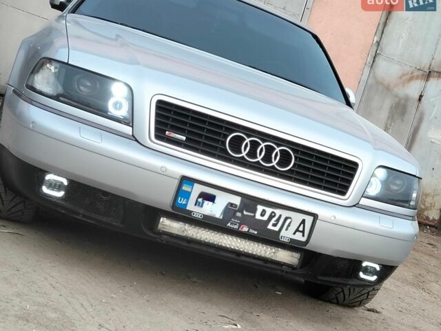 Сірий Ауді A8, об'ємом двигуна 3.7 л та пробігом 340 тис. км за 6500 $, фото 1 на Automoto.ua