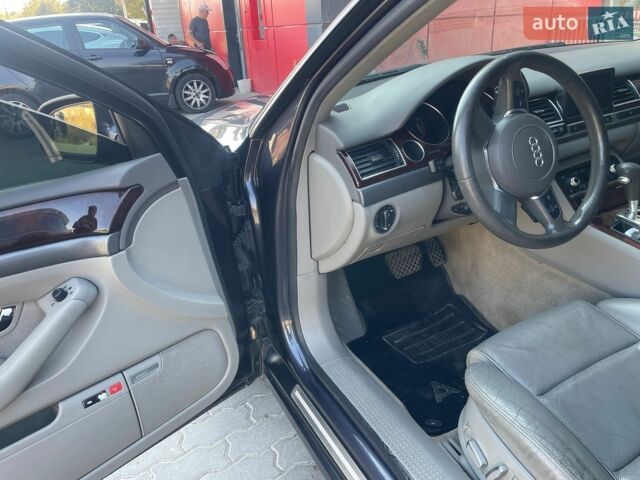 Сірий Ауді A8, об'ємом двигуна 4.2 л та пробігом 290 тис. км за 7555 $, фото 1 на Automoto.ua