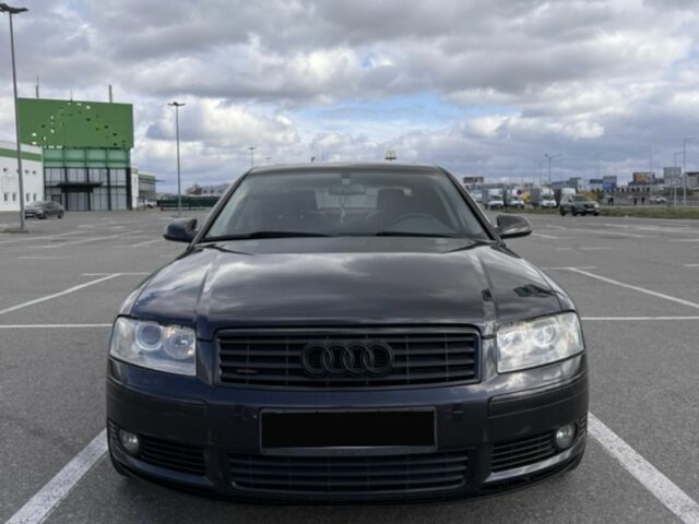 Серый Ауди А8, объемом двигателя 3 л и пробегом 329 тыс. км за 7500 $, фото 1 на Automoto.ua