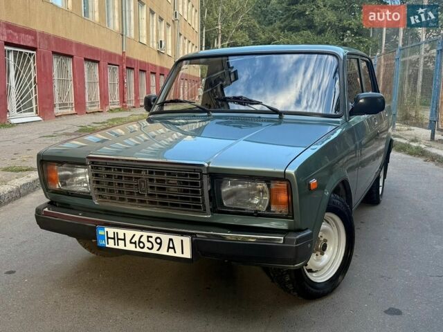 Серый Ауди А8, объемом двигателя 3 л и пробегом 330 тыс. км за 6112 $, фото 1 на Automoto.ua