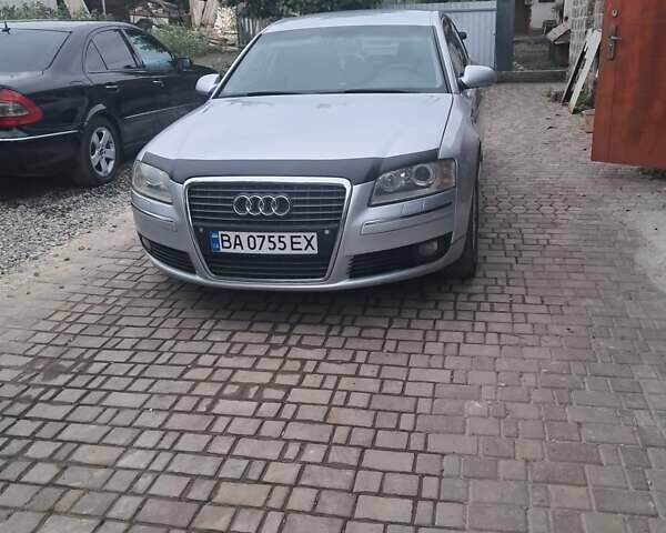 Сірий Ауді A8, об'ємом двигуна 2.98 л та пробігом 300 тис. км за 6700 $, фото 1 на Automoto.ua