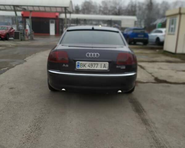 Серый Ауди А8, объемом двигателя 2.97 л и пробегом 390 тыс. км за 6300 $, фото 1 на Automoto.ua