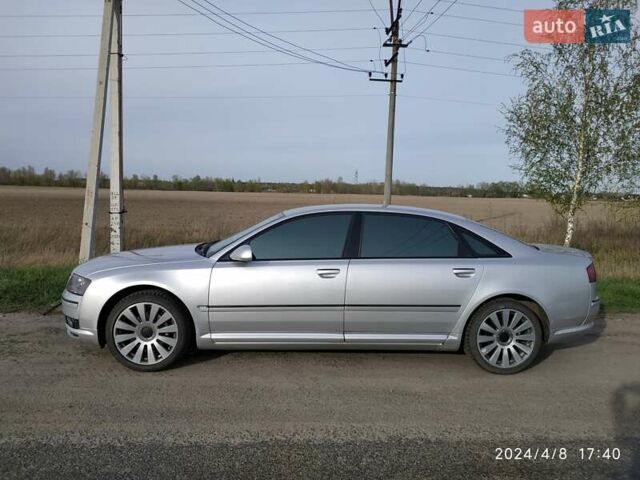Сірий Ауді A8, об'ємом двигуна 3 л та пробігом 400 тис. км за 9000 $, фото 1 на Automoto.ua