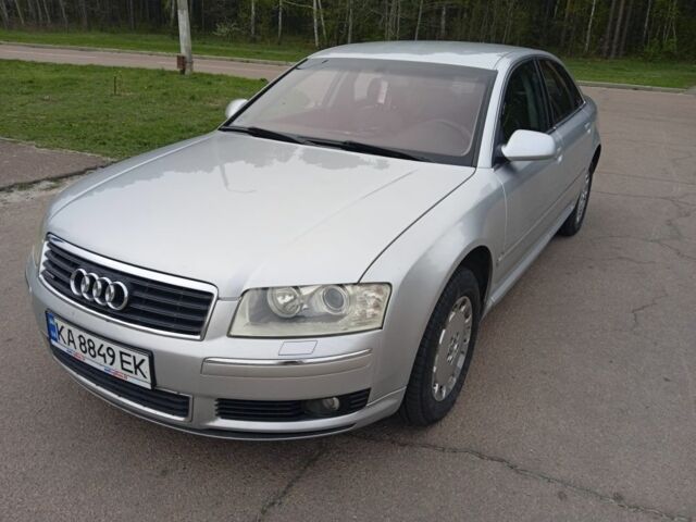 Серый Ауди А8, объемом двигателя 3 л и пробегом 302 тыс. км за 9800 $, фото 1 на Automoto.ua