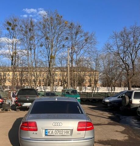 Сірий Ауді A8, об'ємом двигуна 4.16 л та пробігом 371 тис. км за 7900 $, фото 1 на Automoto.ua