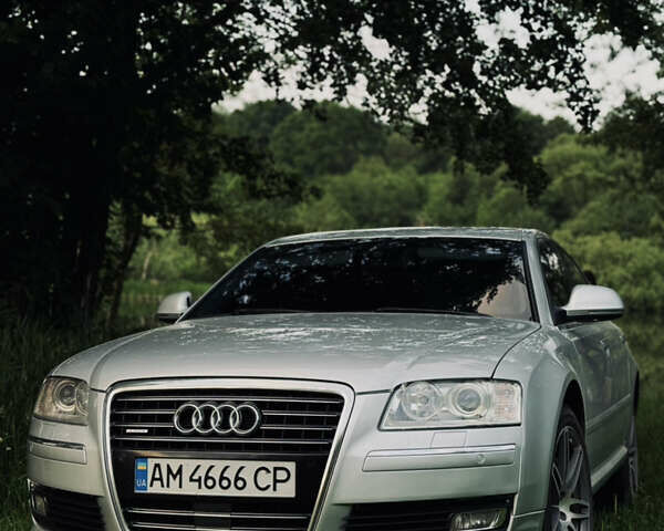 Сірий Ауді A8, об'ємом двигуна 4.2 л та пробігом 350 тис. км за 13500 $, фото 1 на Automoto.ua