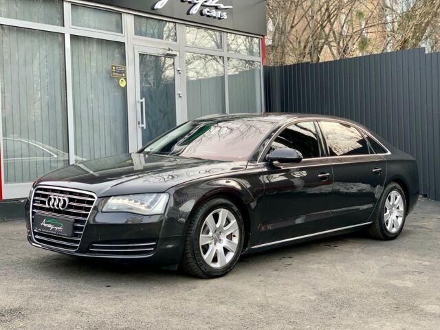 Сірий Ауді A8, об'ємом двигуна 4.2 л та пробігом 206 тис. км за 17900 $, фото 1 на Automoto.ua