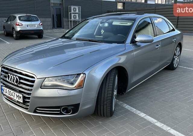 Серый Ауди А8, объемом двигателя 3 л и пробегом 216 тыс. км за 16500 $, фото 1 на Automoto.ua