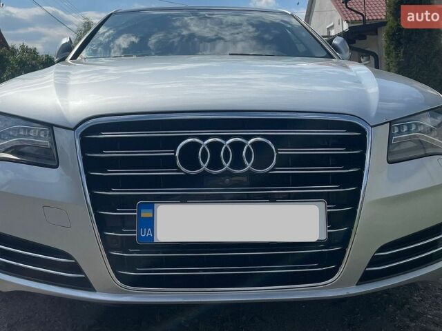 Сірий Ауді A8, об'ємом двигуна 3 л та пробігом 257 тис. км за 13500 $, фото 1 на Automoto.ua