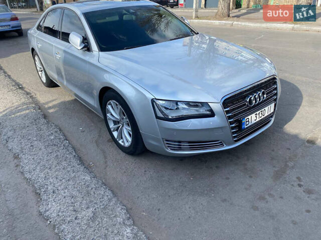 Серый Ауди А8, объемом двигателя 3 л и пробегом 200 тыс. км за 13500 $, фото 1 на Automoto.ua