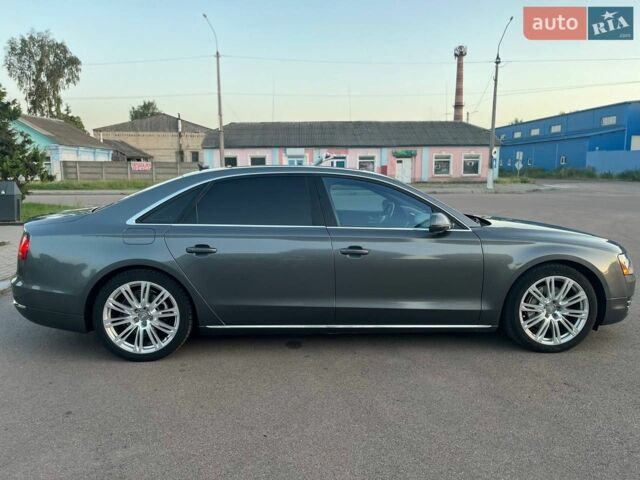 Сірий Ауді A8, об'ємом двигуна 3 л та пробігом 250 тис. км за 12900 $, фото 1 на Automoto.ua