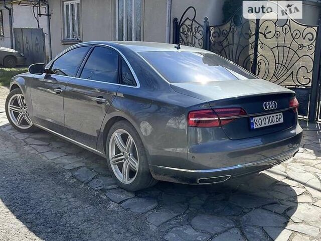 Сірий Ауді A8, об'ємом двигуна 3 л та пробігом 227 тис. км за 33000 $, фото 1 на Automoto.ua