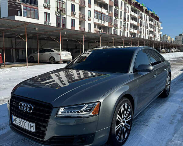 Серый Ауди А8, объемом двигателя 3 л и пробегом 88 тыс. км за 25000 $, фото 1 на Automoto.ua
