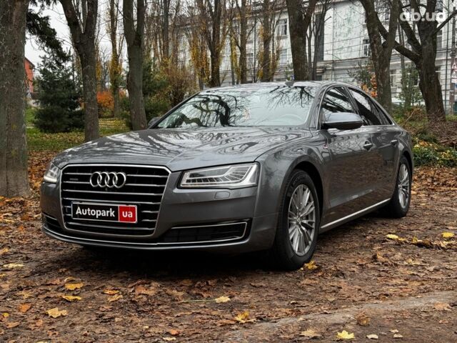 Сірий Ауді A8, об'ємом двигуна 3 л та пробігом 233 тис. км за 30990 $, фото 1 на Automoto.ua