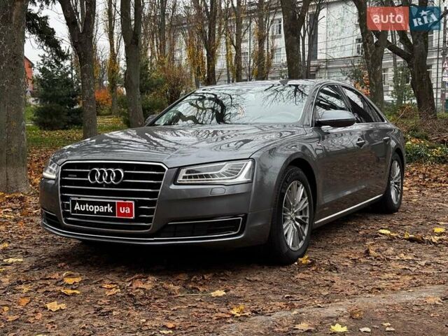 Серый Ауди А8, объемом двигателя 3 л и пробегом 233 тыс. км за 30990 $, фото 1 на Automoto.ua