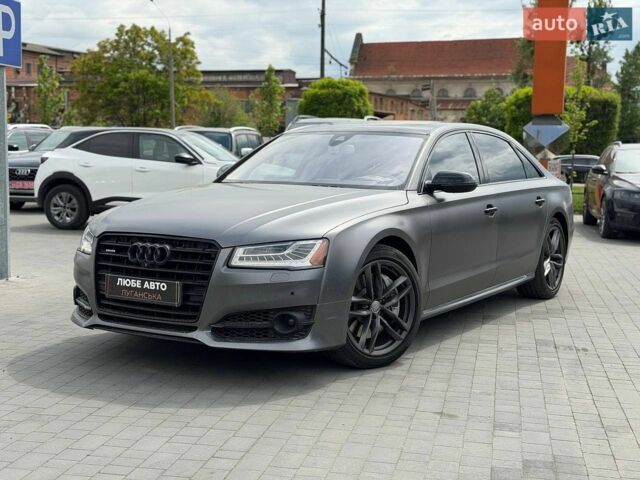 Серый Ауди А8, объемом двигателя 3 л и пробегом 137 тыс. км за 25000 $, фото 1 на Automoto.ua