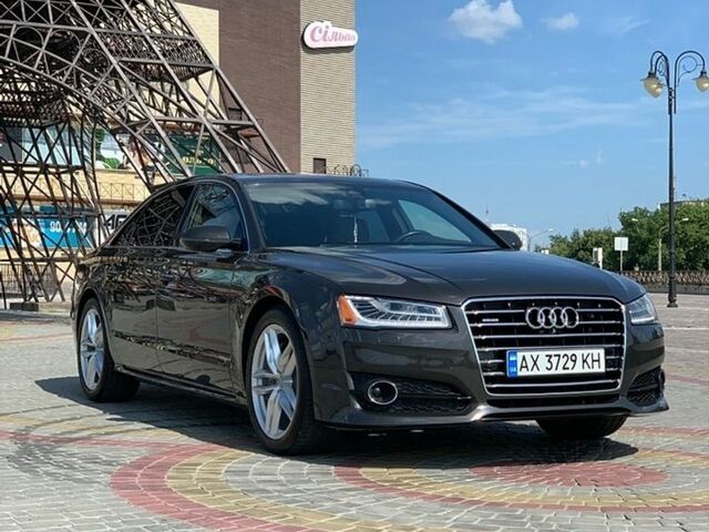 Сірий Ауді A8, об'ємом двигуна 3 л та пробігом 115 тис. км за 33000 $, фото 1 на Automoto.ua