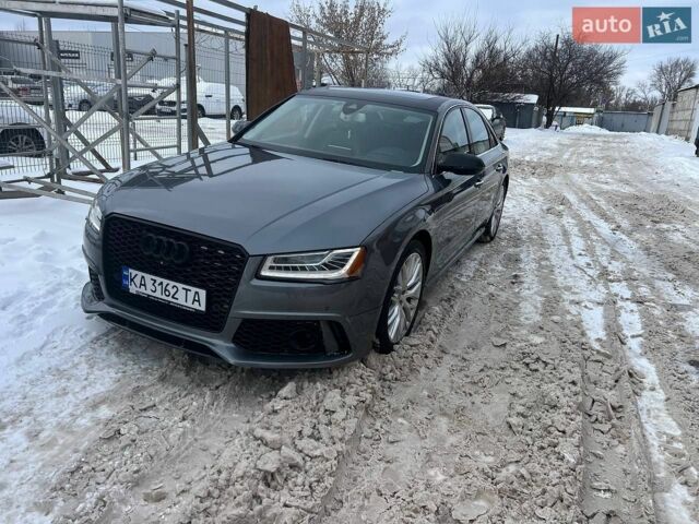 Серый Ауди А8, объемом двигателя 3.99 л и пробегом 100 тыс. км за 9700 $, фото 1 на Automoto.ua