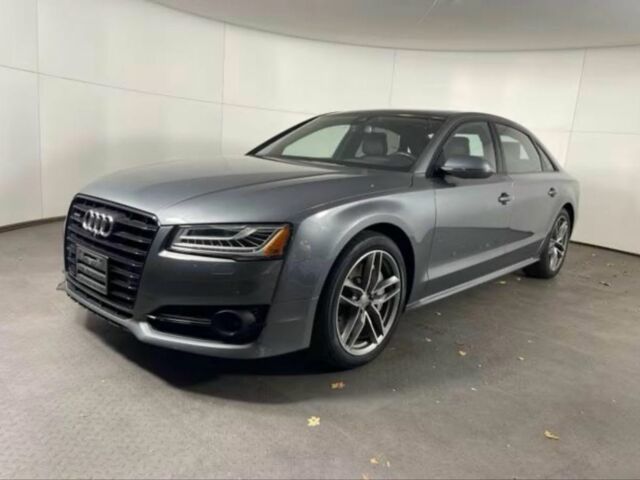Серый Ауди А8, объемом двигателя 4 л и пробегом 90 тыс. км за 4997 $, фото 1 на Automoto.ua
