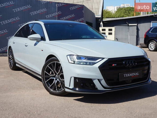 Сірий Ауді A8, об'ємом двигуна 3.99 л та пробігом 27 тис. км за 82000 $, фото 1 на Automoto.ua