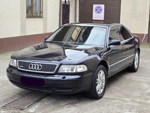 Синій Ауді A8, об'ємом двигуна 4 л та пробігом 400 тис. км за 5000 $, фото 1 на Automoto.ua