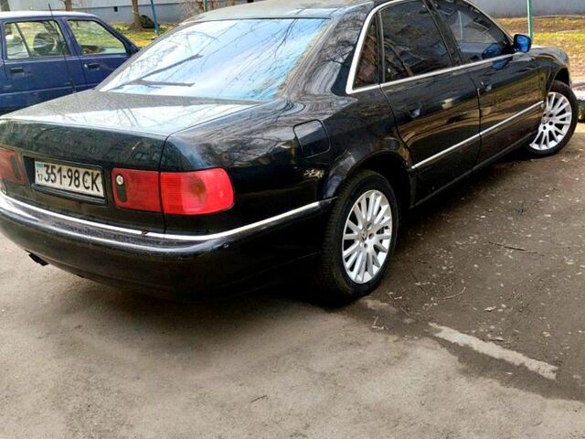 Синий Ауди А8, объемом двигателя 28 л и пробегом 360 тыс. км за 3000 $, фото 1 на Automoto.ua