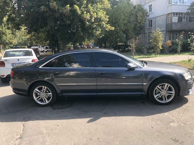 Ауди А8 2004 в Киеве на Automoto.ua Синий Ауди А8, объемом двигателя 3 л и пробегом 319 тыс. км за 6000 $, фото 1 на Automoto.ua