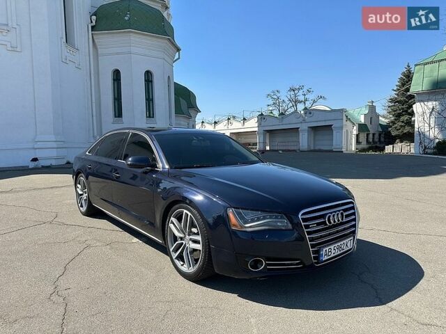 Синий Ауди А8, объемом двигателя 4.16 л и пробегом 202 тыс. км за 11500 $, фото 1 на Automoto.ua
