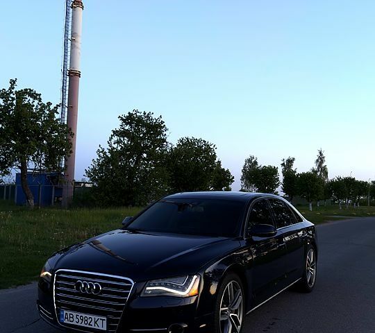 Синий Ауди А8, объемом двигателя 4.2 л и пробегом 201 тыс. км за 19500 $, фото 1 на Automoto.ua