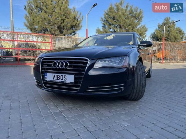 Синий Ауди А8, объемом двигателя 3 л и пробегом 170 тыс. км за 20000 $, фото 1 на Automoto.ua