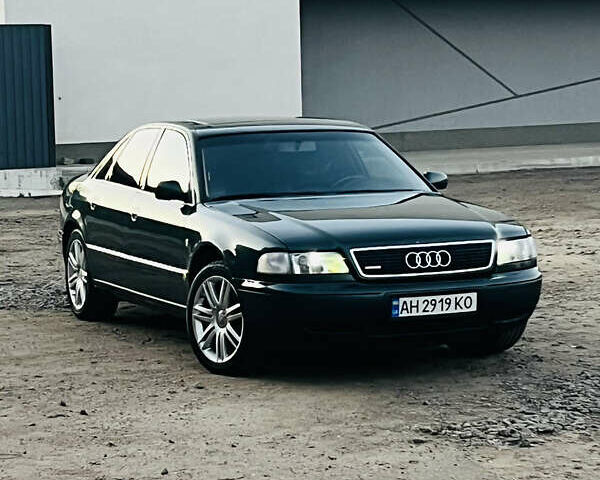 Ауди А8 1995 в Киеве на Automoto.ua Зеленый Ауди А8, объемом двигателя 4.2 л и пробегом 370 тыс. км за 5100 $, фото 1 на Automoto.ua
