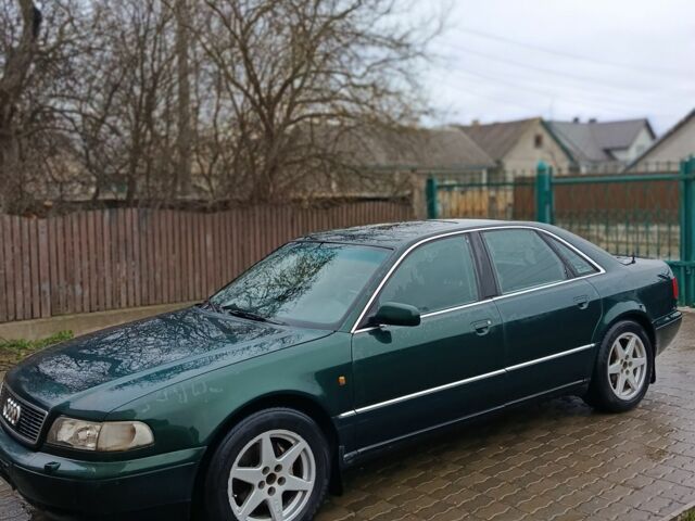 Зелений Ауді A8, об'ємом двигуна 2.5 л та пробігом 270 тис. км за 1999 $, фото 1 на Automoto.ua