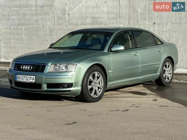 Зеленый Ауди А8, объемом двигателя 4.2 л и пробегом 115 тыс. км за 11000 $, фото 1 на Automoto.ua