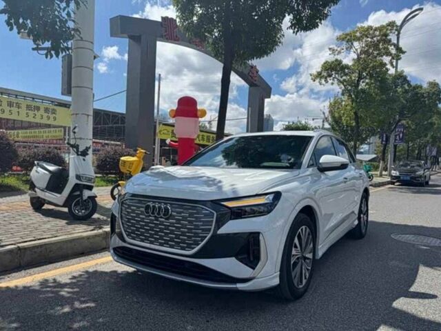 Белый Ауди Другая, объемом двигателя 0 л и пробегом 27 тыс. км за 22000 $, фото 1 на Automoto.ua