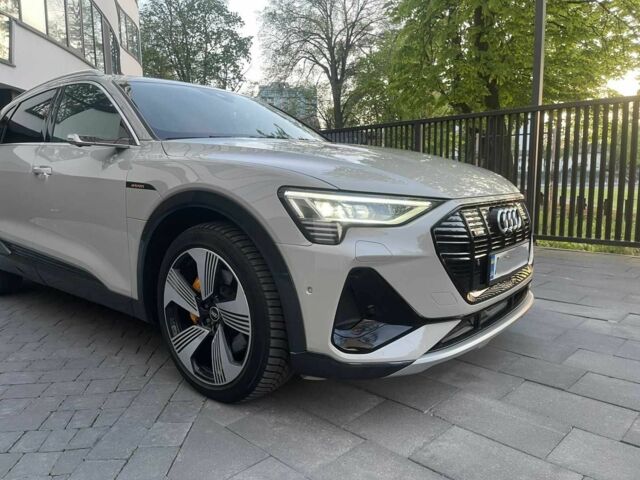 Бежевый Ауди Другая, объемом двигателя 0 л и пробегом 93 тыс. км за 33900 $, фото 1 на Automoto.ua