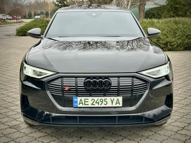 Чорний Ауді Інша, об'ємом двигуна 0 л та пробігом 180 тис. км за 25000 $, фото 1 на Automoto.ua