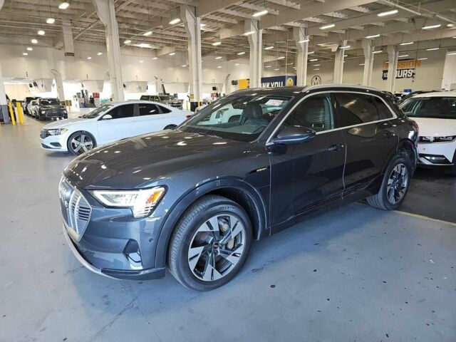 Сірий Ауді Інша, об'ємом двигуна 0 л та пробігом 86 тис. км за 25000 $, фото 1 на Automoto.ua