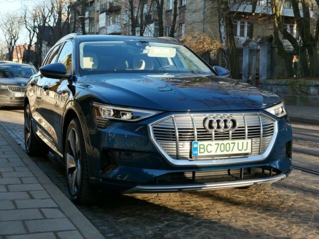 Синій Ауді Інша, об'ємом двигуна 0 л та пробігом 45 тис. км за 31500 $, фото 1 на Automoto.ua