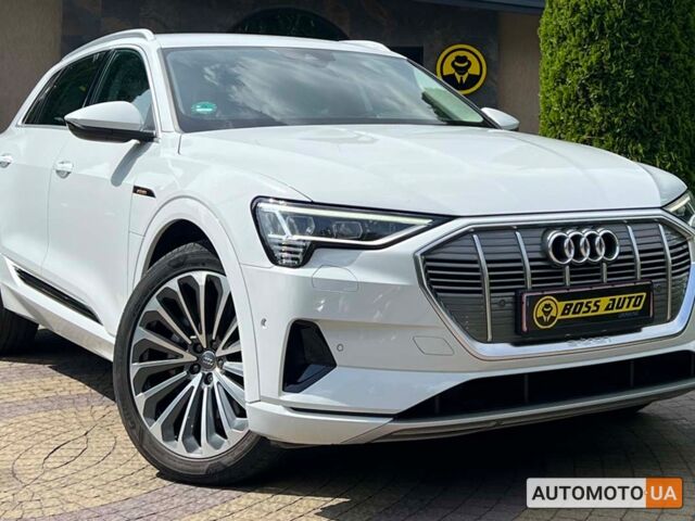 Белый Ауди E-Tron, объемом двигателя 95 л и пробегом 67 тыс. км за 37000 $, фото 1 на Automoto.ua