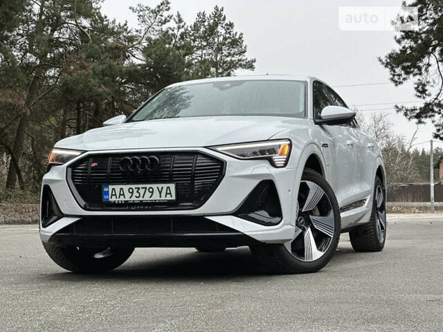 Білий Ауді E-Tron, об'ємом двигуна 0 л та пробігом 44 тис. км за 63500 $, фото 1 на Automoto.ua