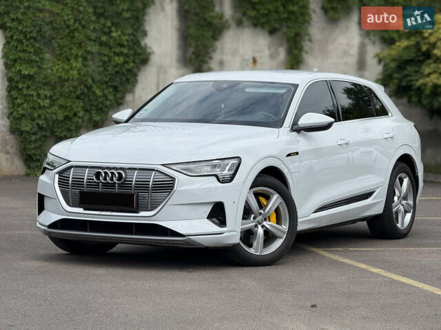 Білий Ауді E-Tron, об'ємом двигуна 0 л та пробігом 35 тис. км за 29999 $, фото 1 на Automoto.ua
