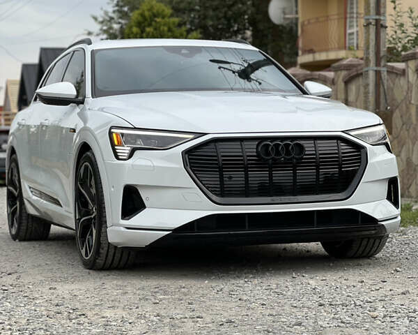 Білий Ауді E-Tron, об'ємом двигуна 0 л та пробігом 38 тис. км за 46000 $, фото 1 на Automoto.ua