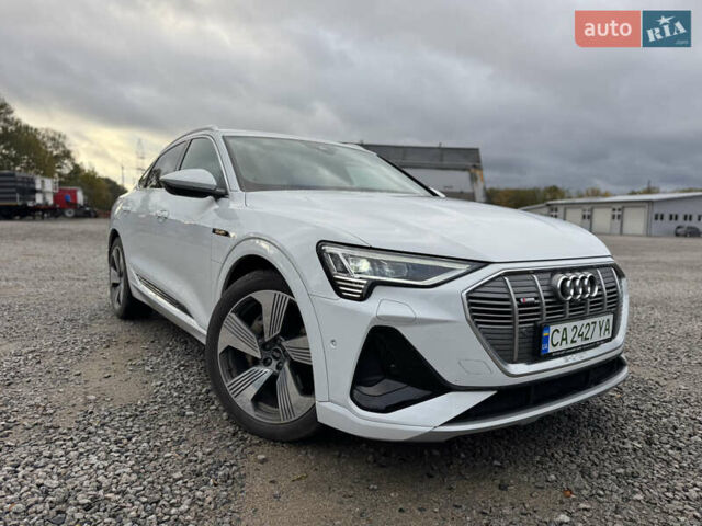Белый Ауди E-Tron, объемом двигателя 0 л и пробегом 20 тыс. км за 51500 $, фото 1 на Automoto.ua