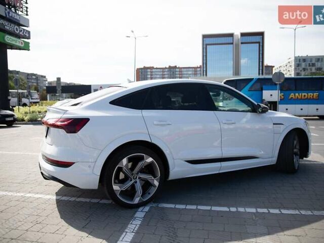 Белый Ауди E-Tron, объемом двигателя 0 л и пробегом 65 тыс. км за 42000 $, фото 1 на Automoto.ua
