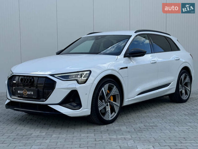 Белый Ауди E-Tron, объемом двигателя 0 л и пробегом 48 тыс. км за 46500 $, фото 1 на Automoto.ua